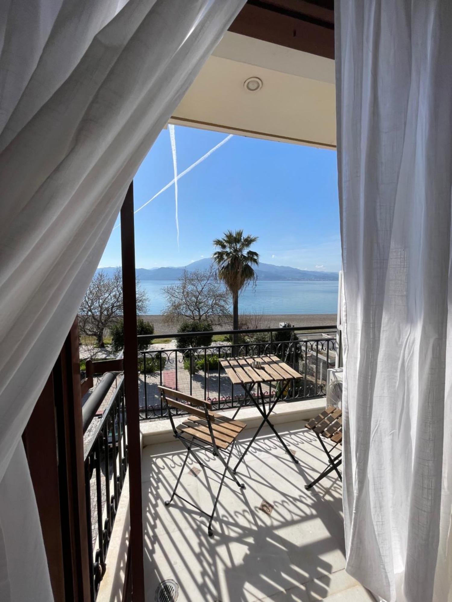 Regina Hotel Nafpaktos Dış mekan fotoğraf